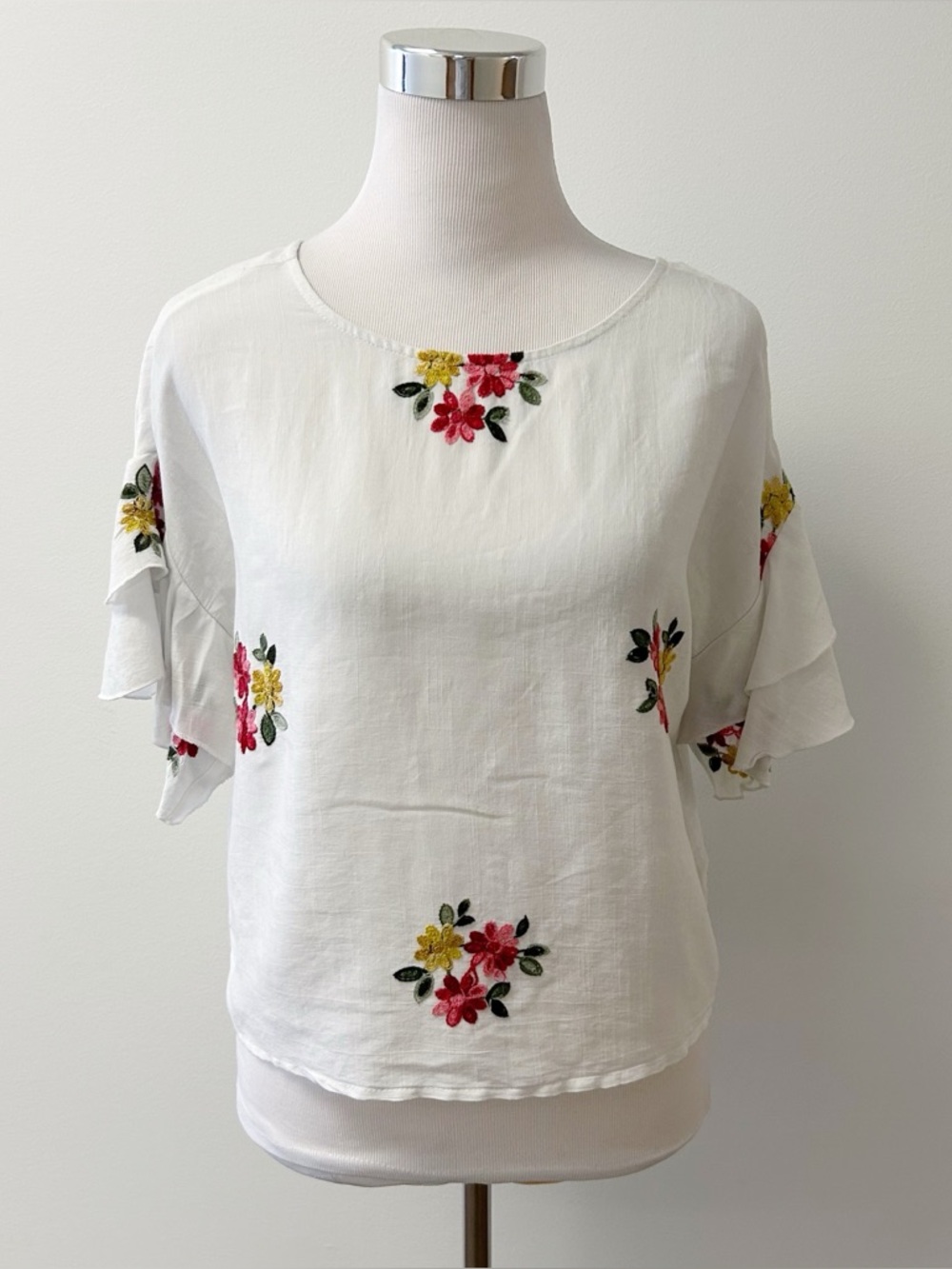 Forever 21 • Embroidered Floral Blouse